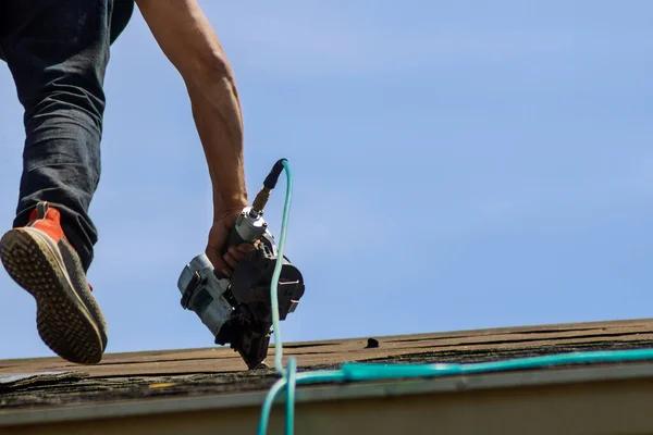 Expert Roof Replacement Contractor in Harlan